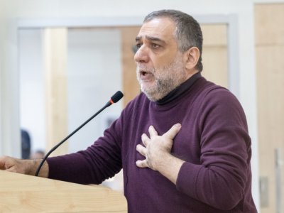 Vardanyanın məhkəməsində hakimlər&nbsp;müşavirəyə getdilər