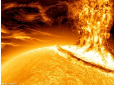 Günəşdə ardıcıl 3 güclü partlayış&nbsp;