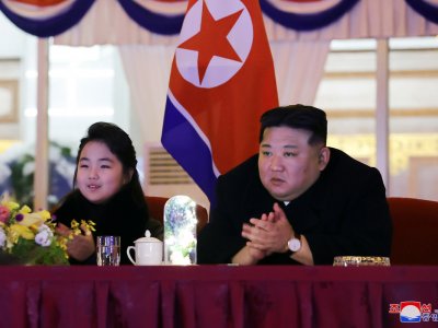 Kim Çen In 13 yaşlı qızını varisi təyin edib