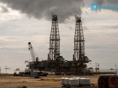 Venesuela nefti 5 Qərb şirkətinin nəzarətinə keçdi