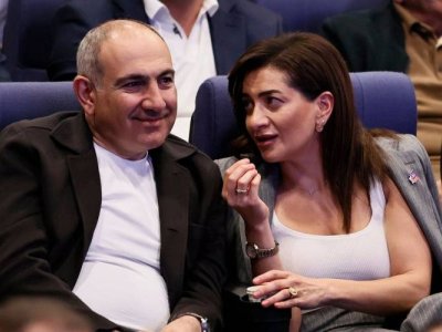 Anna Akopyan Paşinyanla nikaha SON VERDİ