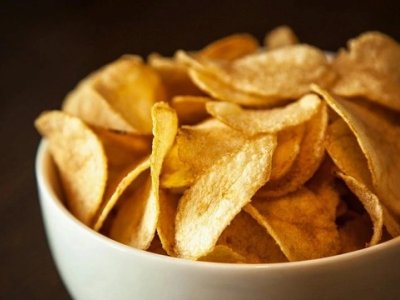 Çips paketlərində qurdlar var?