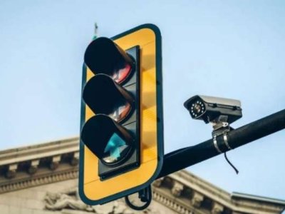 "Şamaxinka"da ilk dəfə işıqforlar işə salındı