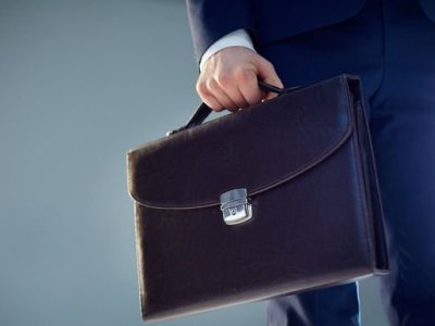 Elmi Cərrahiyyə Mərkəzində qalmaqal: Yeddi professor kənarlaşdırıldı