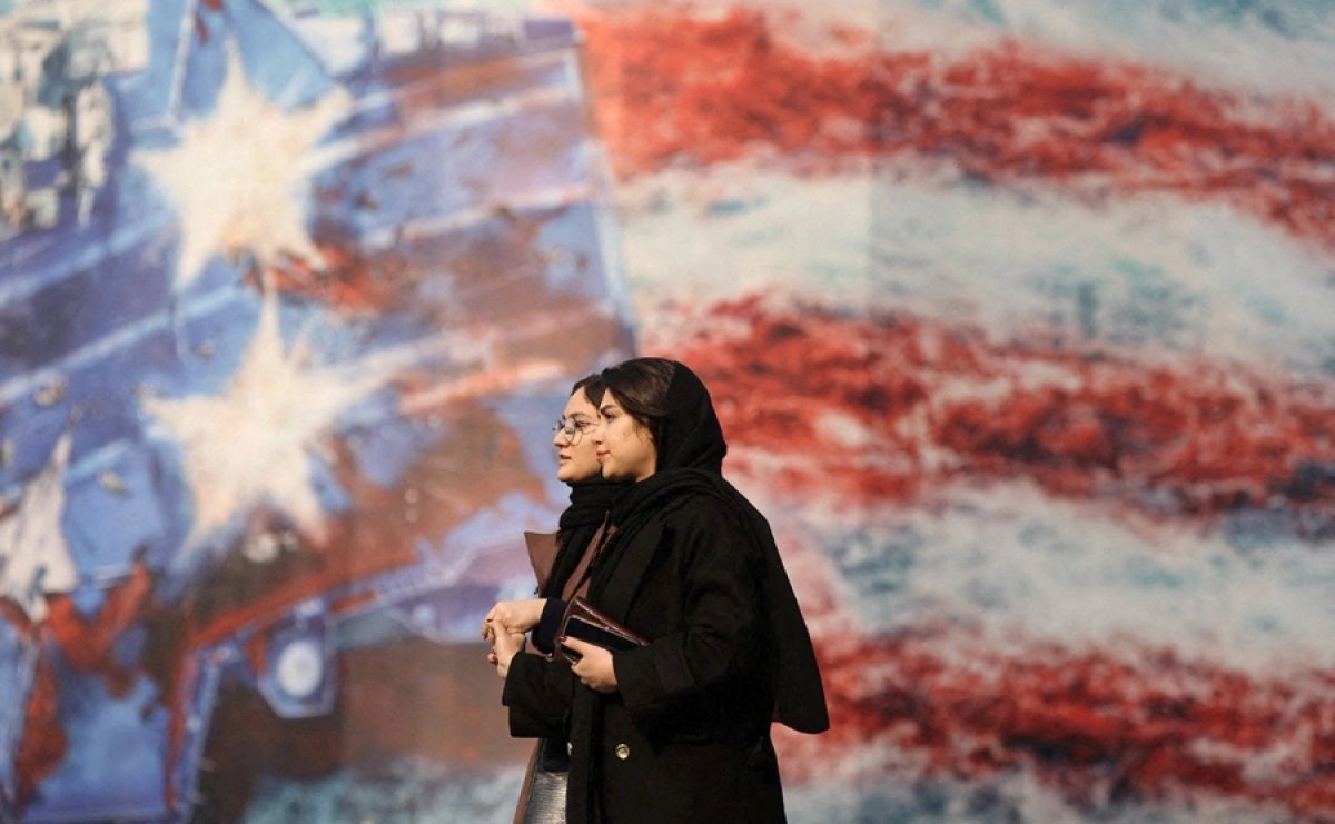 Tehranda qorxu və təşviş: əhali ərzaq ehtiyatı toplayır