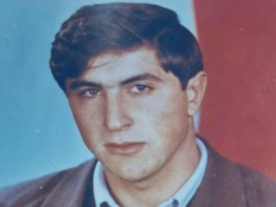 Şəhiddən qalan son foto: Sevdiyi qızla şəkil çəkdirib&nbsp;cəbhəyə gedən QƏHRƏMAN