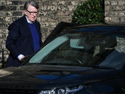 &ldquo;Epşteyn işi&rdquo; ilə bağlı sabiq səfir saxlanılıb