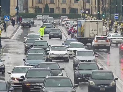 Çiskinli hava 15 istiqamətdə tıxaca SƏBƏB OLDU