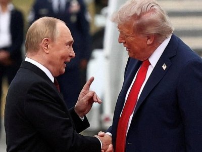 Tramp tələsir, Putin isə geri çəkilmir