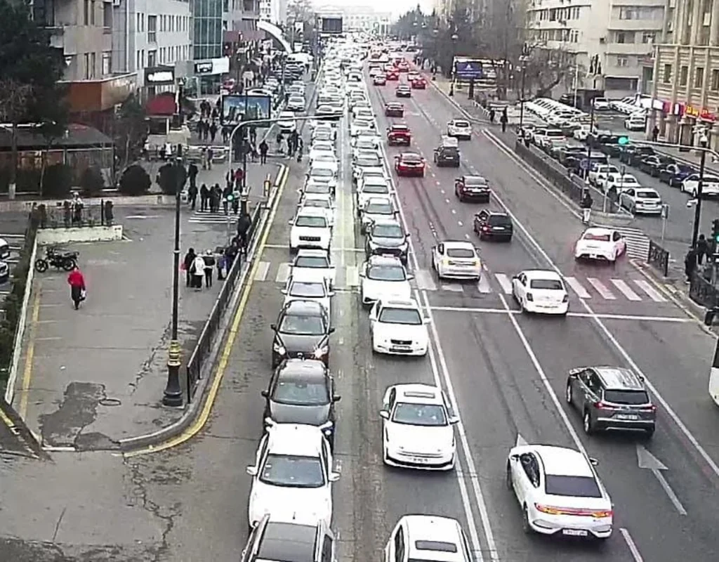 Paytaxtın hansı küçələrində sıxlıq var?