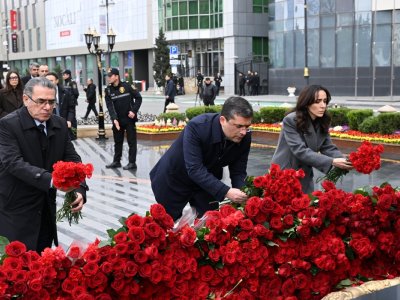 MEDİA-nın kollektivi "Ana harayı" abidəsini ziyarət etdi&nbsp;- FOTOLAR