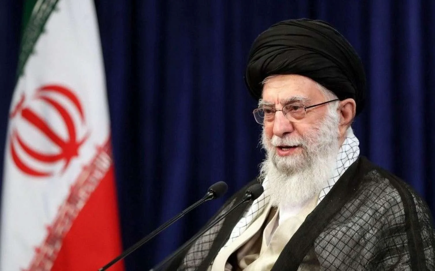 ABŞ Xameneini aylarla izləyib