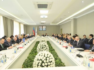 Emin Əmrullayevlə Məleykə Abbaszadə&nbsp;rektorları TOPLADI