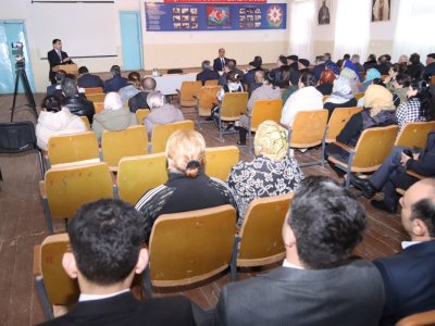 Neftçala'nın icra başkanı seyyar görüş düzenledi -&nbsp;FOTOĞRAFLAR