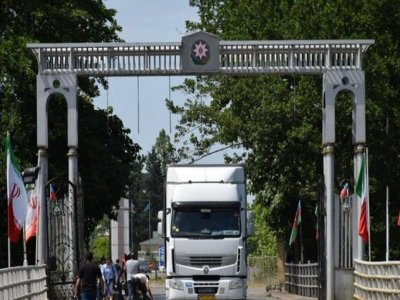 Azərbaycan-İran sərhədində yük maşınlarının hərəkətinə&nbsp;icazə verildi