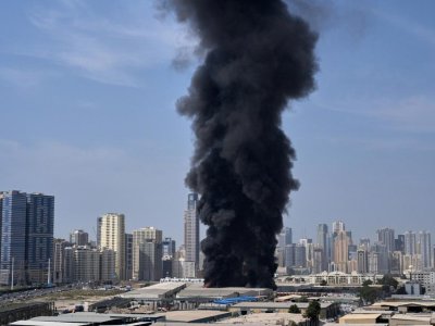 Dubay aeroportu vuruldu - təyyarələr eniş edə bilmir