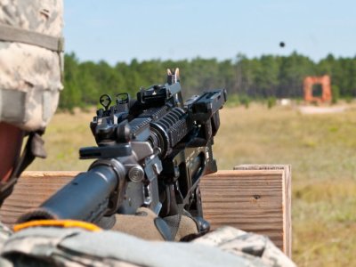 Qlobal silah ixracı artıb, Rusiyanın payı kəskin azalıb - HESABAT