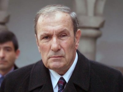 Ter-Petrosyan Paşinyanı satdı - rusiyalı milyarderə qoşuldu