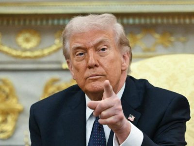 Tramp İranı "şər imperiyası" adlandırdı