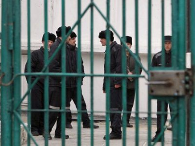 Bu məhkumlar 1,5 milyon manat ödəyib