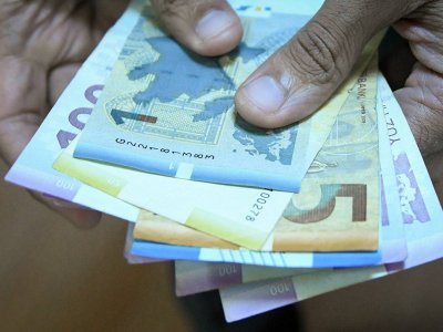 21 mindən çox&nbsp;məcburi köçkünün müavinəti&nbsp;KƏSİLİB