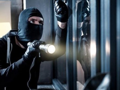 Lənkəranda yaşayış evlərini talayan şəxs saxlanıldı