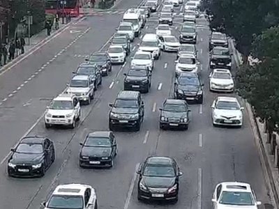 Həftənin ik iş gününün tıxaclı yolları - FOTOLAR