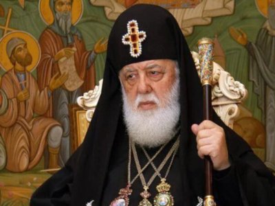 II İliya vəfat etdi