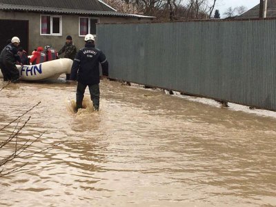 Nazirlik əhaliyə&nbsp;sel və subasma ilə bağlı çağırış etdi