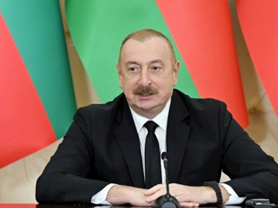 İlham Əliyev Dərbənddəki Azərbaycan Dövlət Musiqili Dram Teatrının kollektivini təbrik etdi