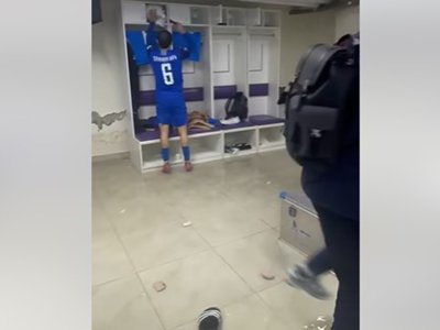 Millimizin&nbsp;paltardəyişmə otağını su basdı&nbsp;