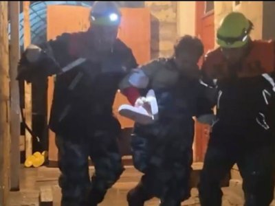 Bakıda&nbsp;evlərin&nbsp;həyətlərini su basıb, 18&nbsp;nəfər təxliyə edilib - VİDEO - YENİLƏNİB&nbsp;