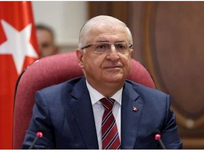 Yaşar Gülər iranlı həmkarına zəng etdi