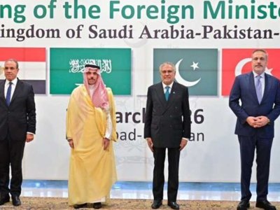 CNN: İranla bağlı dördtərəfli danışıqlar başlayıb