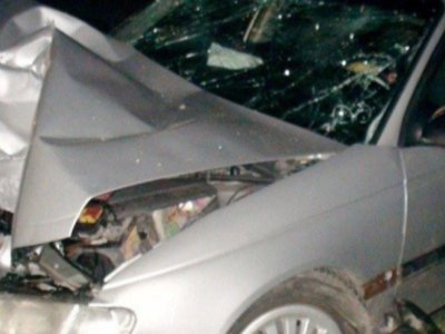 Gəncədə avtomobil betona çırpıldı,&nbsp;xəsarət alanlar var