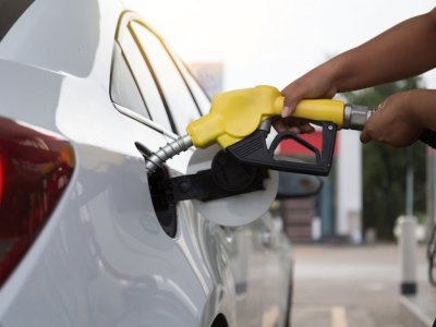 Daha bir ölkədə yanacaq qiymətləri kəskin artdı