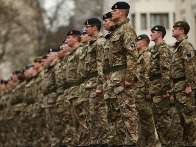 Böyük Britaniya Yaxın Şərqə əlavə qoşun göndərəcək