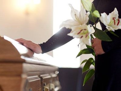 Mərhumu mənzildə dəfn etmək adəti qadağan olunur