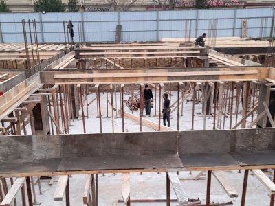 Bakının mərkəzində qanunsuz tikinti aparılır - Dövlət Komitəsindən açıqlama