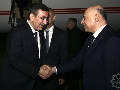 Cevdet Yılmaz Azərbaycana gəlib-YENİLƏNİB