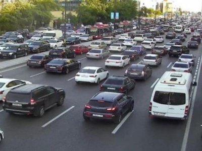 Hazırda tıxac olan YOLLAR