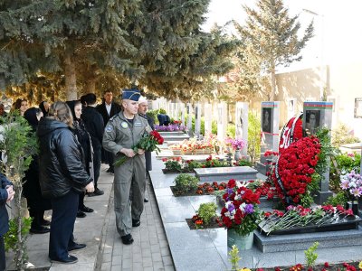 Şəhid pilotlarımızın xatirəsi ehtiramla yad edilib