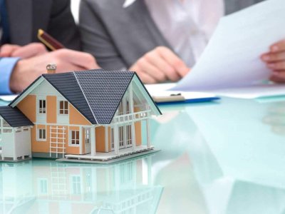 Mənzildən istifadə hüququ hansı hallarda dövlət qeydiyyatına alına bilər?&nbsp;