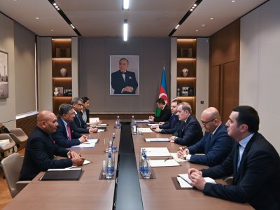 Ceyhun Bayramov Hindistan Xarici İşlər Nazirliyinin nümayəndəsi ilə görüşdü