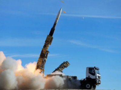 İran İsrail və&nbsp;ABŞ&nbsp;bazalarını yenidən VURDU