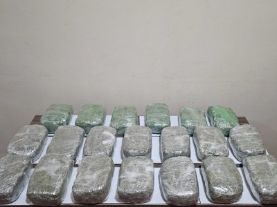 İrandan Azərbaycana 21 kq narkotikin keçirilməsinin qarşısı alındı