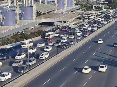 Sürücülər üçün çətin səhər - Hərəkət iflic, əsəblər gərgin