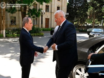 Ukraynanın xarici işlər naziri Ceyhun Bayramova zəng etdi