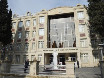 Şagirdləri təhqir edən müəllimlə bağlı&nbsp;tədbir görüldü