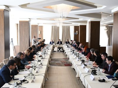 Erməni ekspert:&nbsp;Cənubi Qafqaz liderlərinin sammiti keçirilsin!